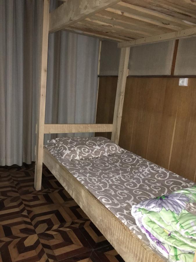 Baron Munchausen Guest House كاميانيتس - بوديلسكيي المظهر الخارجي الصورة