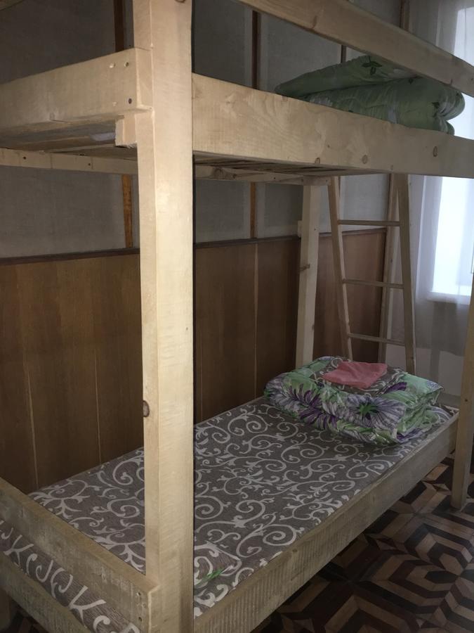 Baron Munchausen Guest House كاميانيتس - بوديلسكيي المظهر الخارجي الصورة